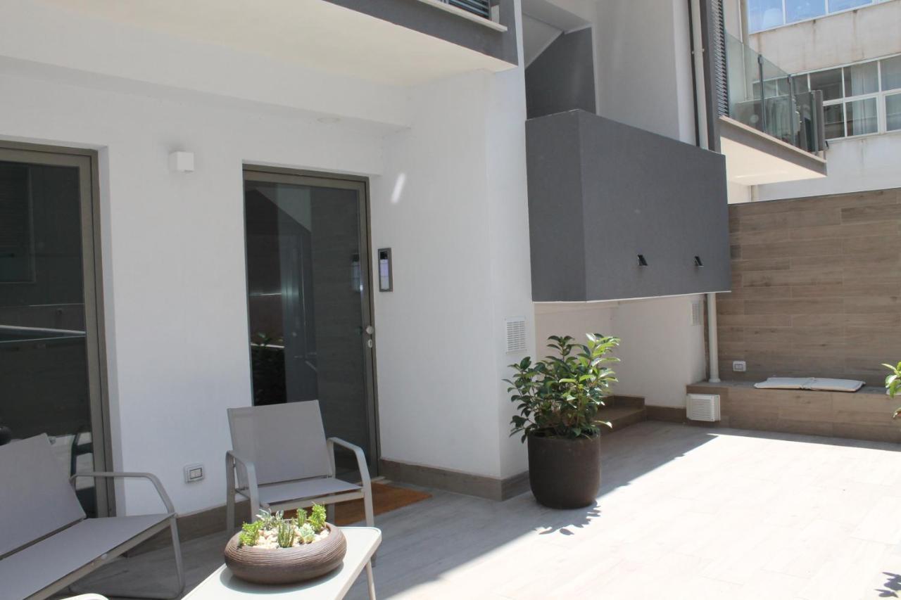 Residence Pola Catania Exteriör bild